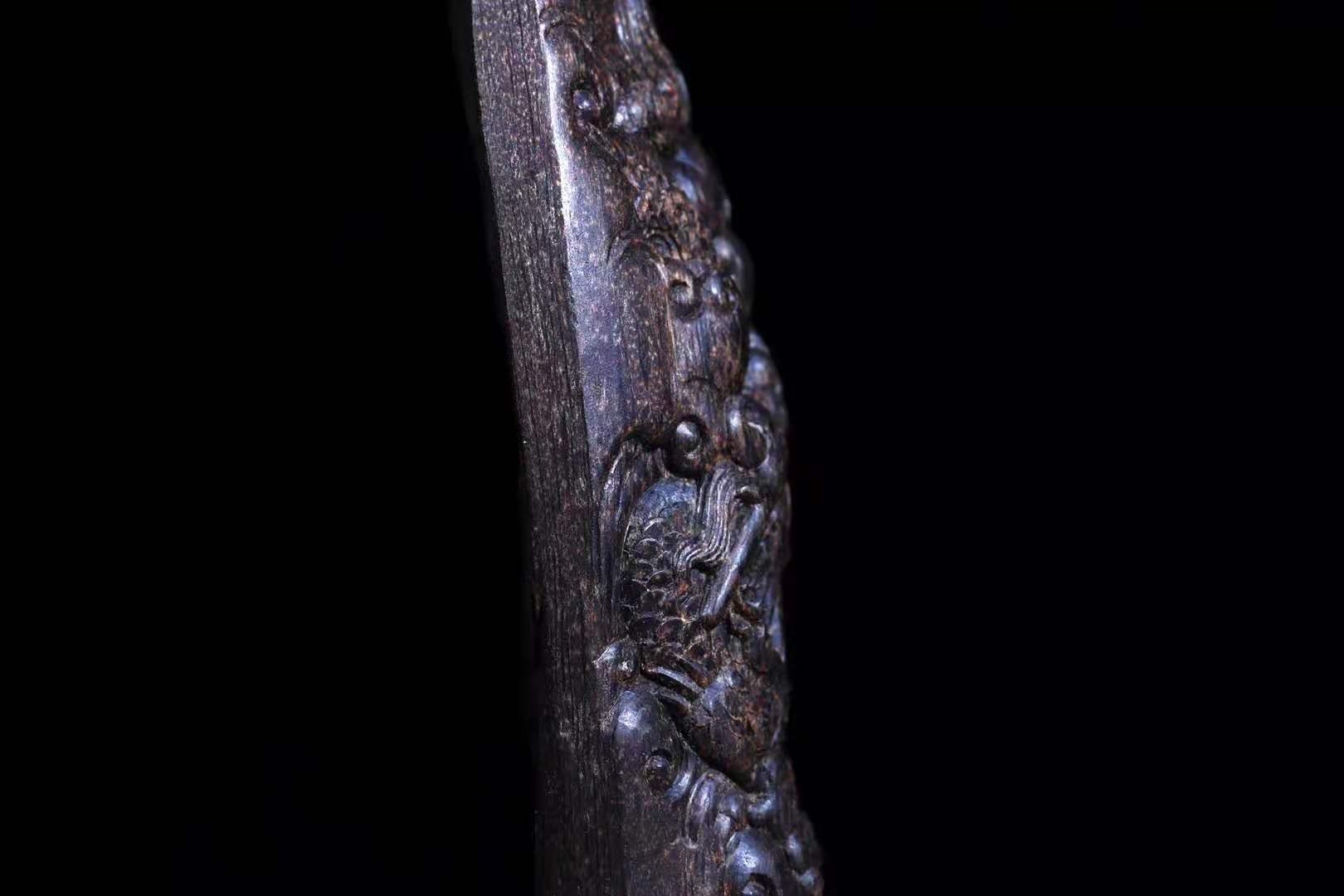 正区达拉干树心油龙牌